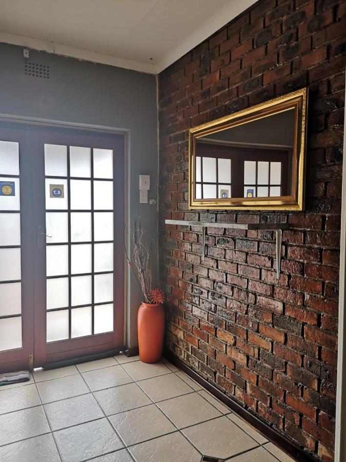 Gluckman Drive Guesthouse Велком Экстерьер фото